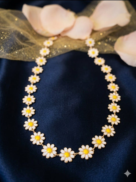 Collier marguerites dorées – Souvenir Infini (acier inoxydable plaqué or)