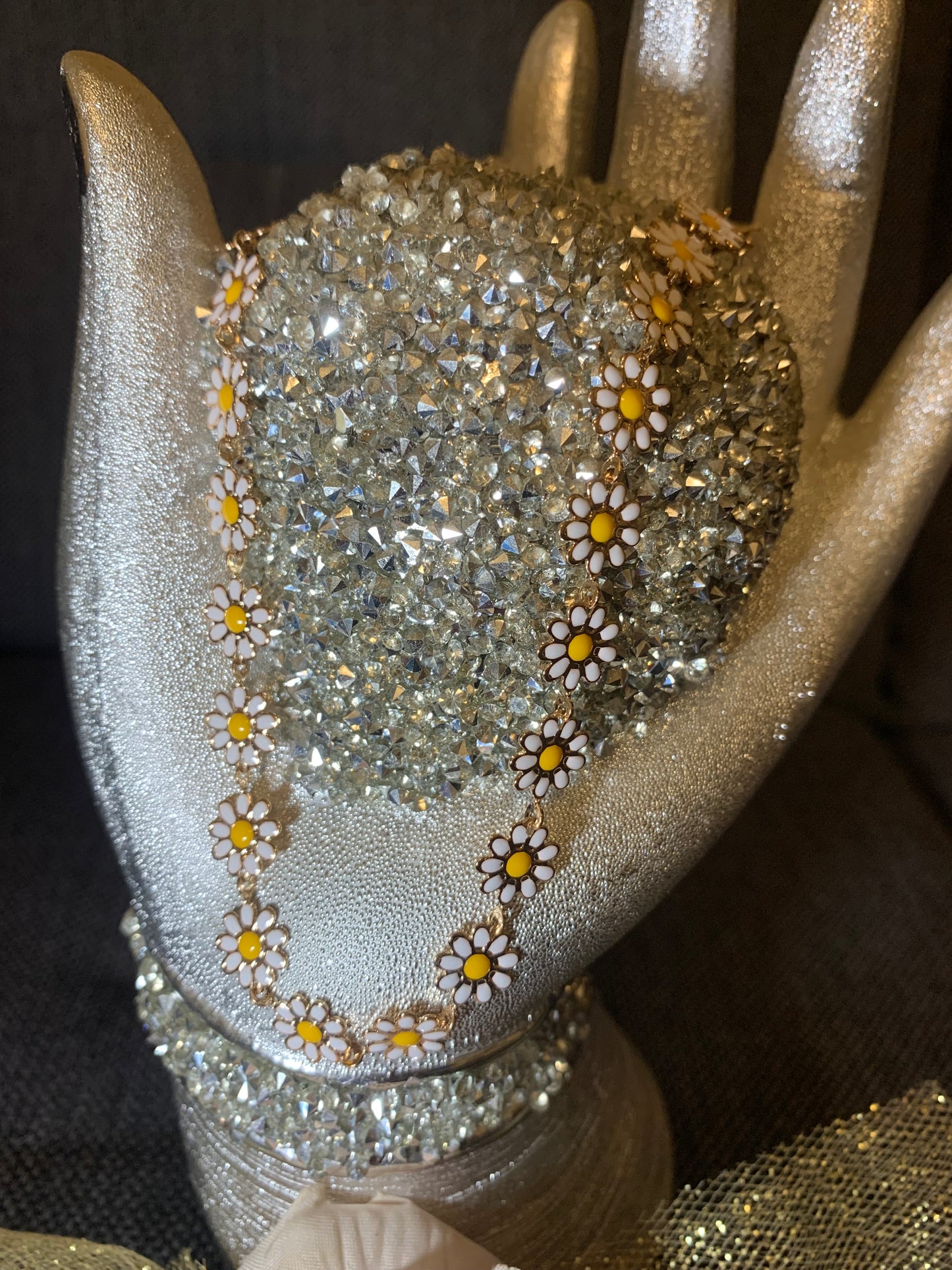 Collier marguerites dorées – Souvenir Infini  (acier inoxydable plaqué or)